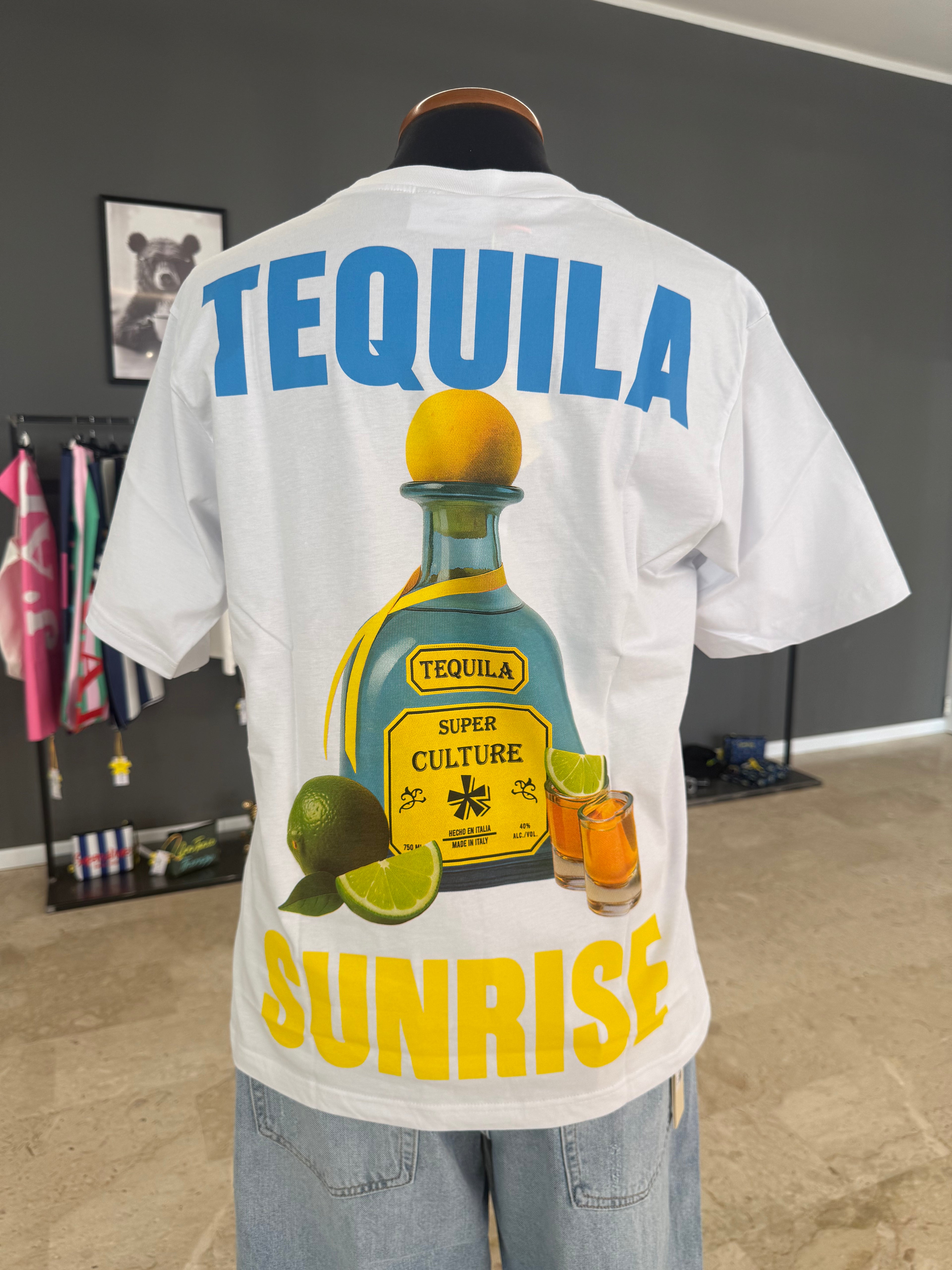 T-SHIRT