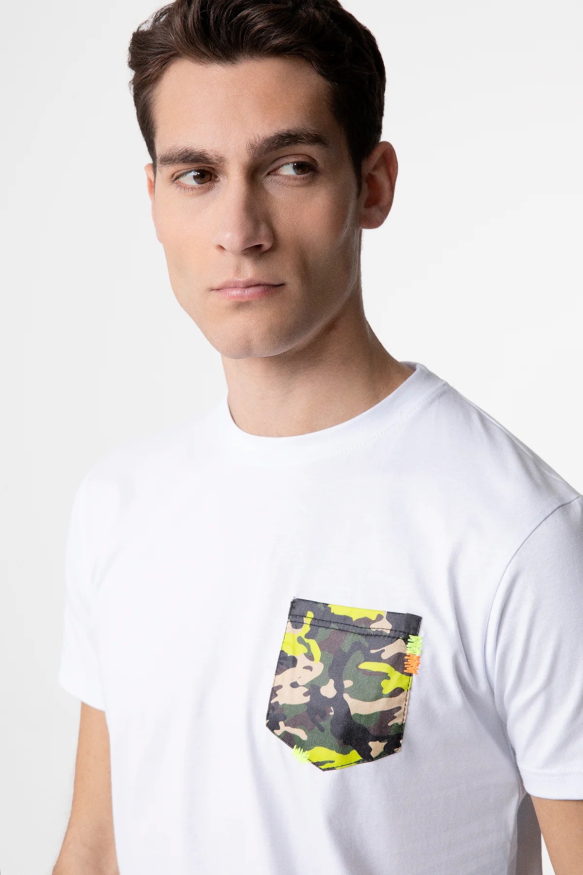 T-SHIRT SUPERCULTURE